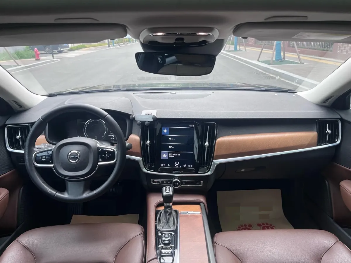 2020 Volvo S90 2.0T 254HP L4 8AT,autocango,china used car exporter,china ev exporter,chinese used car exporter,chinese used ev exporter