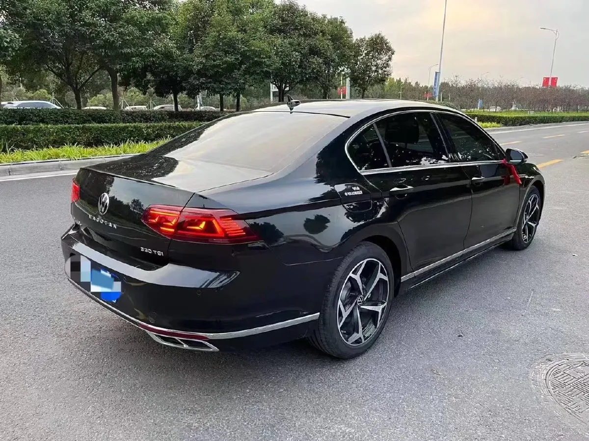 2023 Volkswagen Magotan 2.0T 186HP L4 7DCT,autocango,china used car exporter,china ev exporter,chinese used car exporter,chinese used ev exporter