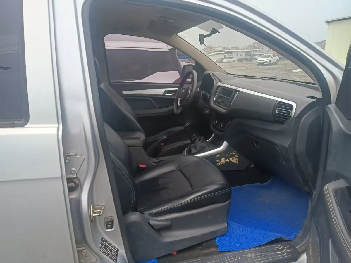 2020 ChangAn Kaicene KaiCheng F70 2.4T 218HP L4 6MT,autocango,china used car exporter,china ev exporter,chinese used car exporter,chinese used ev exporter