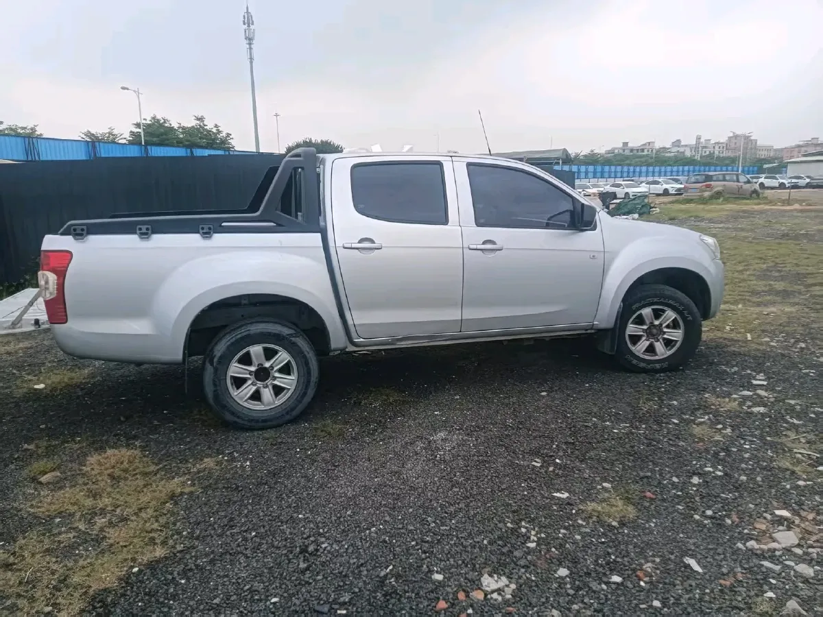 2020 ChangAn Kaicene KaiCheng F70 2.4T 218HP L4 6MT,autocango,china used car exporter,china ev exporter,chinese used car exporter,chinese used ev exporter