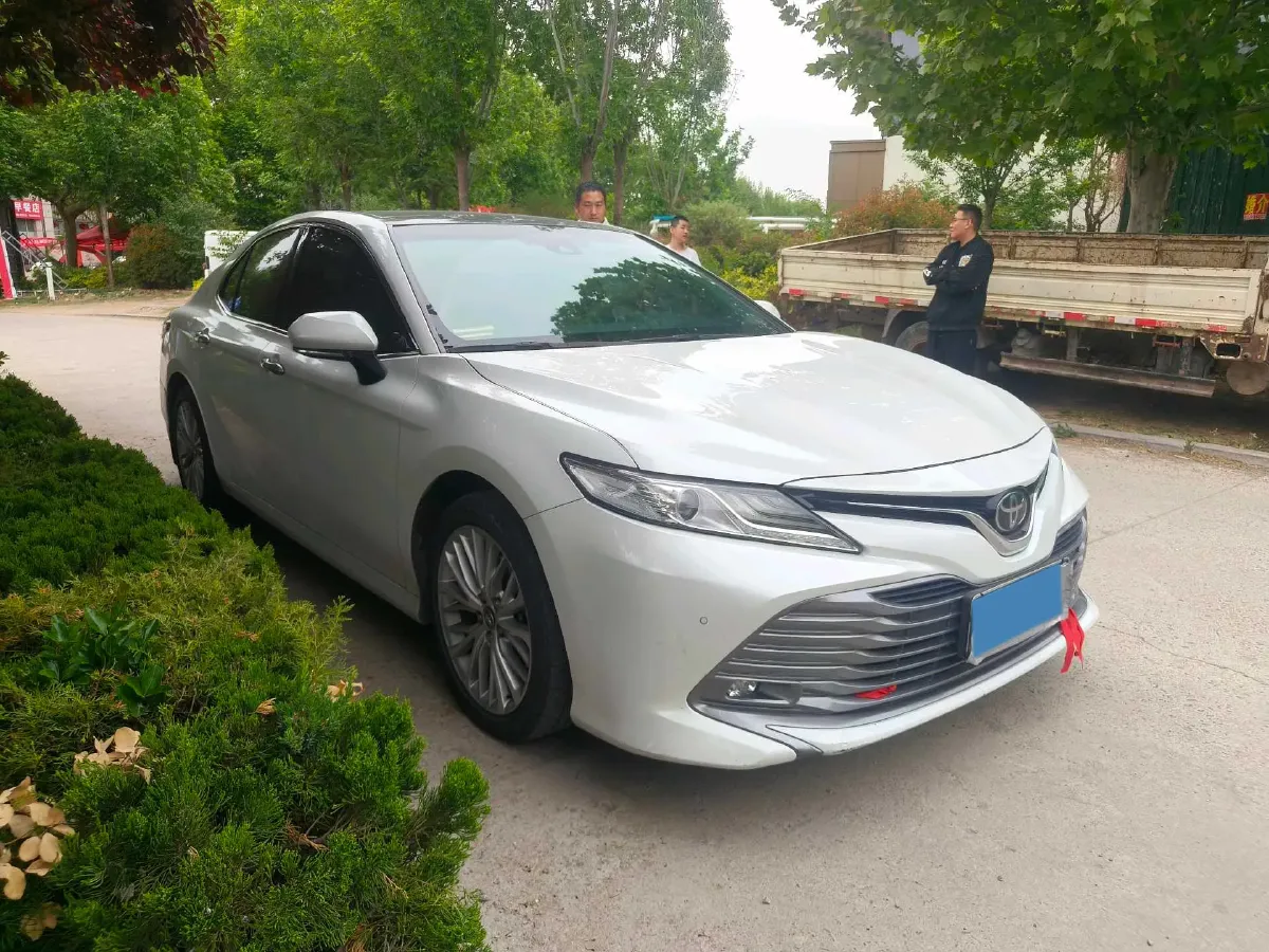 2019 Toyota Camry 2.5L 209HP L4 8AT,autocango,china used car exporter,china ev exporter,chinese used car exporter,chinese used ev exporter