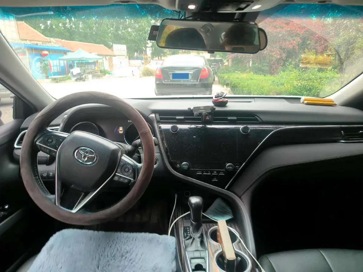 2019 Toyota Camry 2.5L 209HP L4 8AT,autocango,china used car exporter,china ev exporter,chinese used car exporter,chinese used ev exporter