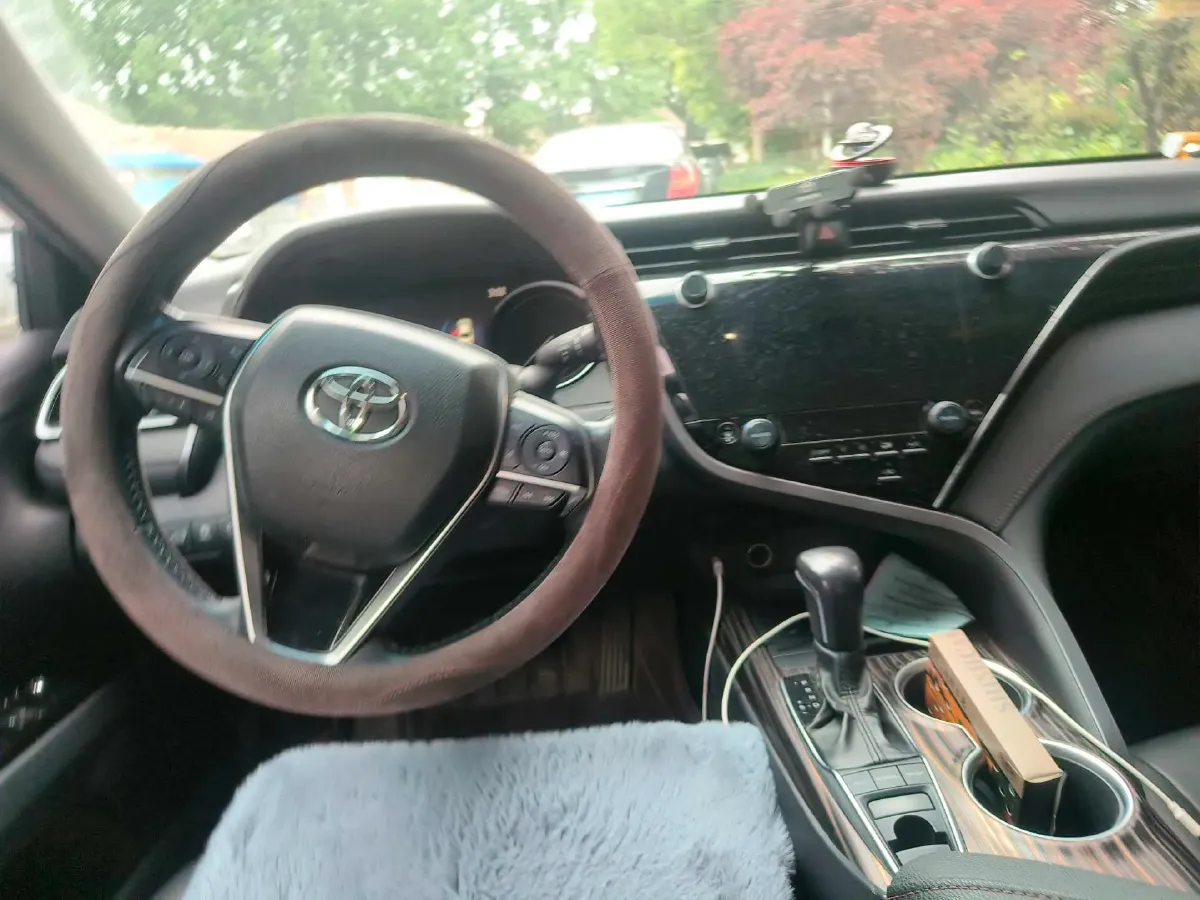 2019 Toyota Camry 2.5L 209HP L4 8AT,autocango,china used car exporter,china ev exporter,chinese used car exporter,chinese used ev exporter