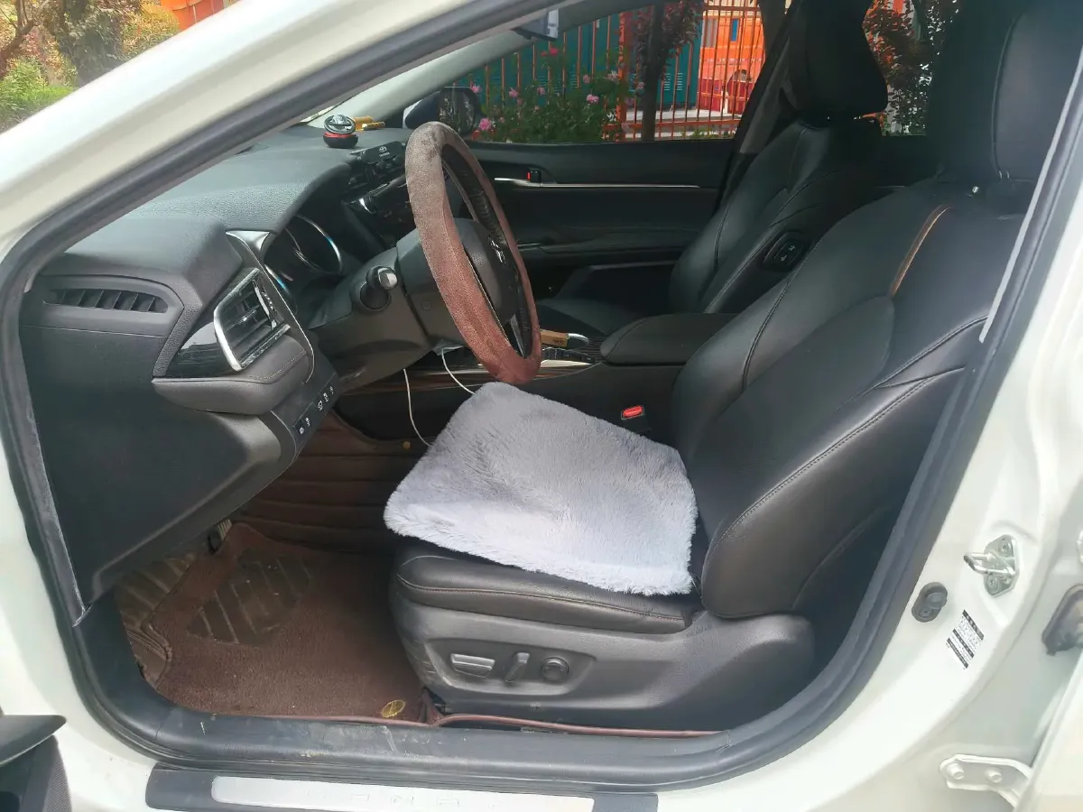 2019 Toyota Camry 2.5L 209HP L4 8AT,autocango,china used car exporter,china ev exporter,chinese used car exporter,chinese used ev exporter