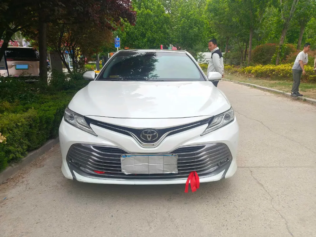 2019 Toyota Camry 2.5L 209HP L4 8AT,autocango,china used car exporter,china ev exporter,chinese used car exporter,chinese used ev exporter