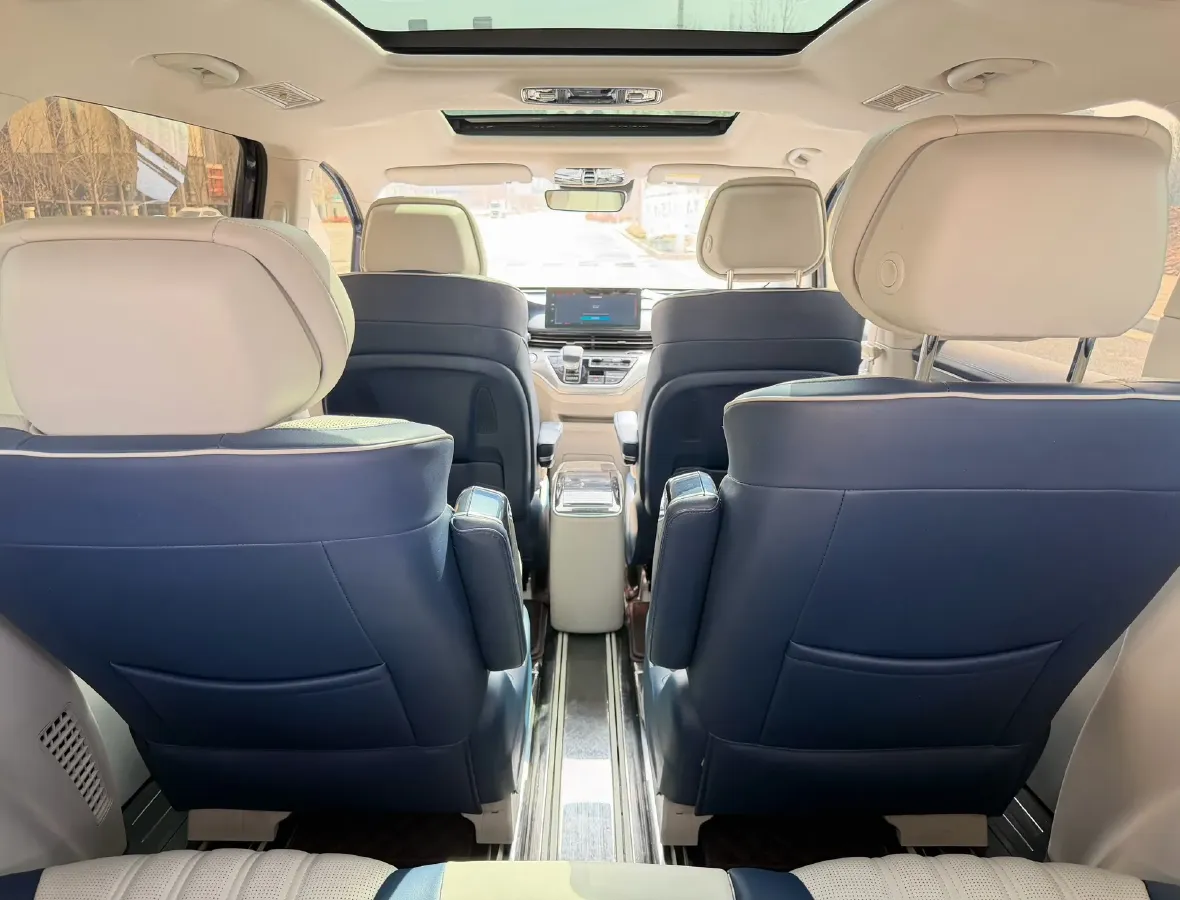 2021 Roewe iMAX8 2.0T 234HP L4 8AT,autocango,china used car exporter,china ev exporter,chinese used car exporter,chinese used ev exporter