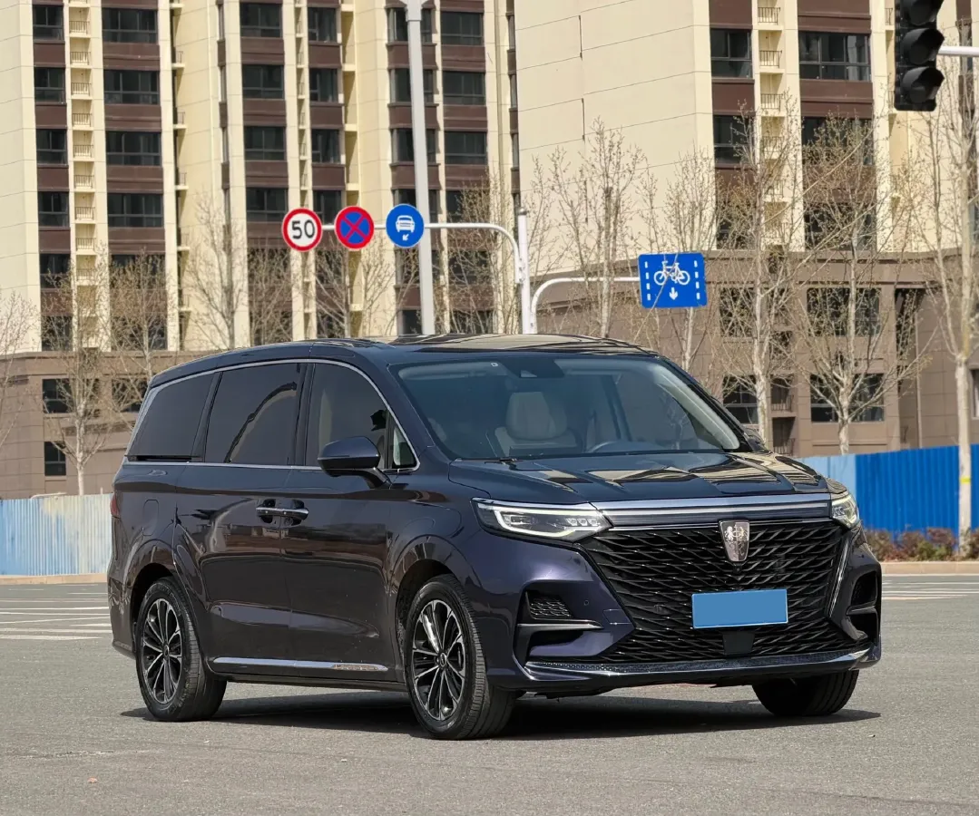 2021 Roewe iMAX8 2.0T 234HP L4 8AT,autocango,china used car exporter,china ev exporter,chinese used car exporter,chinese used ev exporter