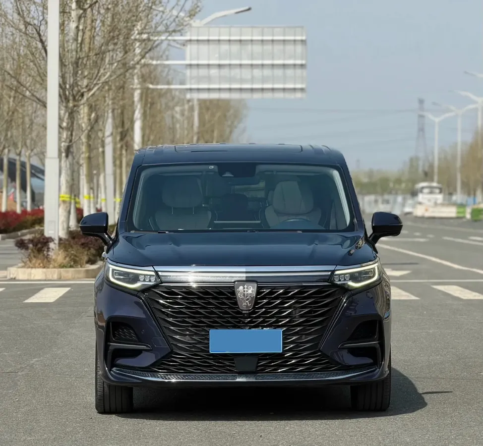 2021 Roewe iMAX8 2.0T 234HP L4 8AT,autocango,china used car exporter,china ev exporter,chinese used car exporter,chinese used ev exporter