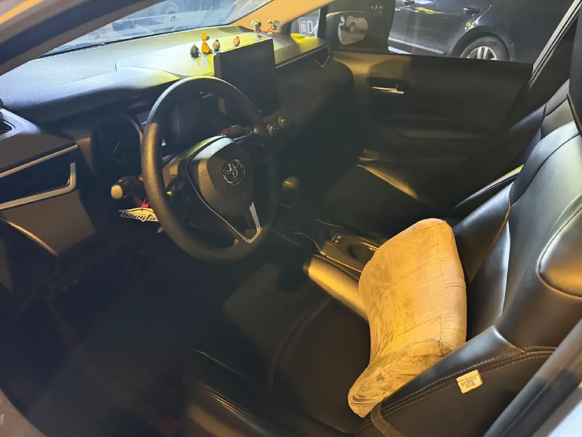 2021 Toyota Corolla 1.2T 116HP L4 CVT,autocango,china used car exporter,china ev exporter,chinese used car exporter,chinese used ev exporter