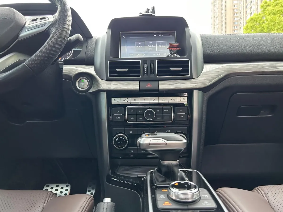 2020 Beijing BJ80 3.0T 280HP V6 8AT,autocango,china used car exporter,china ev exporter,chinese used car exporter,chinese used ev exporter