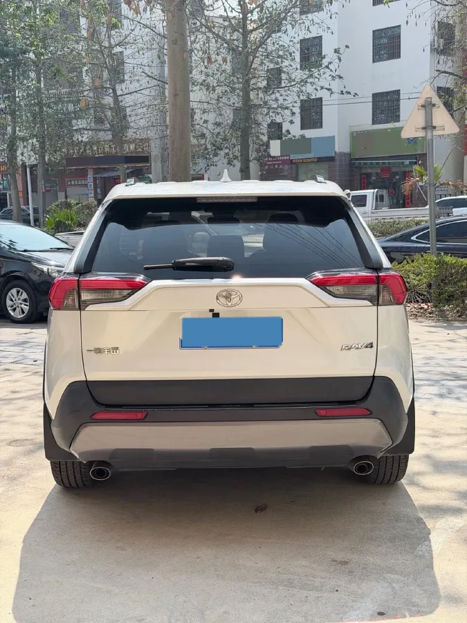 2021 Toyota RAV4 2.0L 171HP L4 CVT,autocango,china used car exporter,china ev exporter,chinese used car exporter,chinese used ev exporter