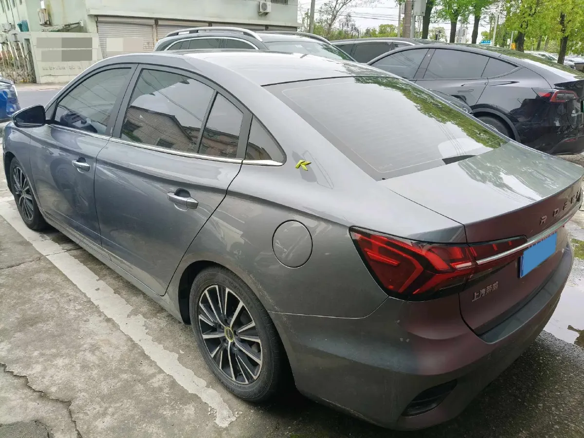 2021 Roewe i5 1.5L 120HP L4 5MT,autocango,china used car exporter,china ev exporter,chinese used car exporter,chinese used ev exporter