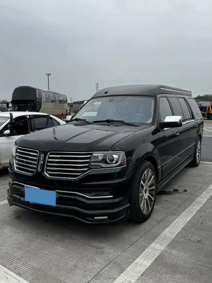 2017 Lincoln Navigator 3.5T 355HP V6 6AT,autocango,china used car exporter,china ev exporter,chinese used car exporter,chinese used ev exporter