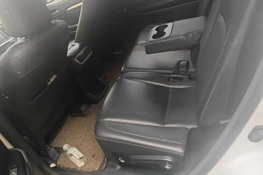 2018 Toyota Highlander 2.0T 220HP L4 6AT,autocango,china used car exporter,china ev exporter,chinese used car exporter,chinese used ev exporter