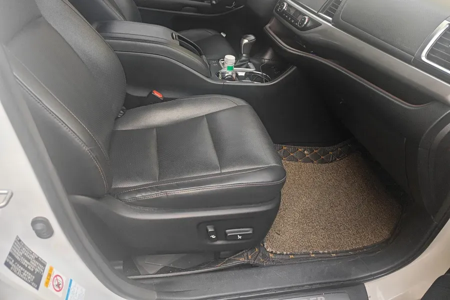 2018 Toyota Highlander 2.0T 220HP L4 6AT,autocango,china used car exporter,china ev exporter,chinese used car exporter,chinese used ev exporter