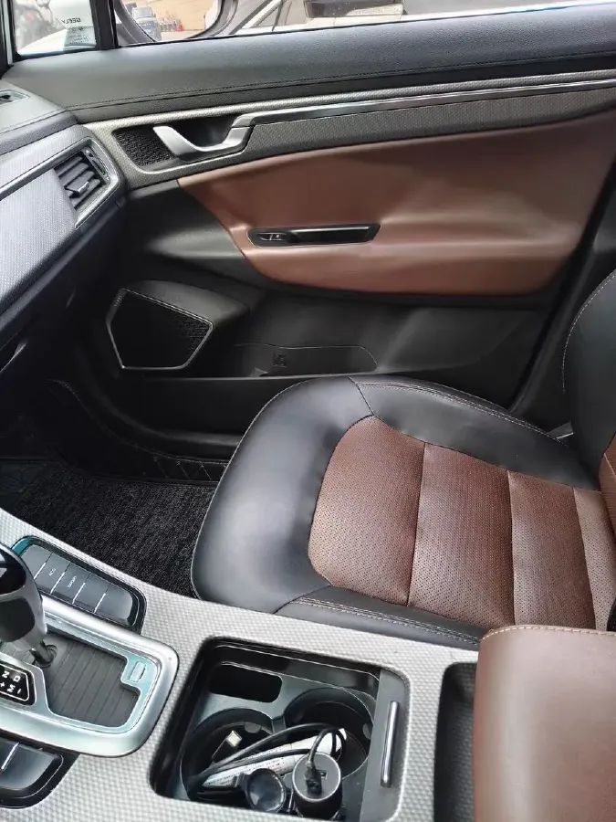 2017 Geely Emgrand GS 1.3T 129HP L4 6DCT,autocango,china used car exporter,china ev exporter,chinese used car exporter,chinese used ev exporter