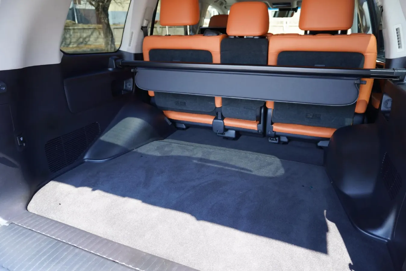 2019 Lexus LX 5.7L 367HP V8 8AT,autocango,china used car exporter,china ev exporter,chinese used car exporter,chinese used ev exporter