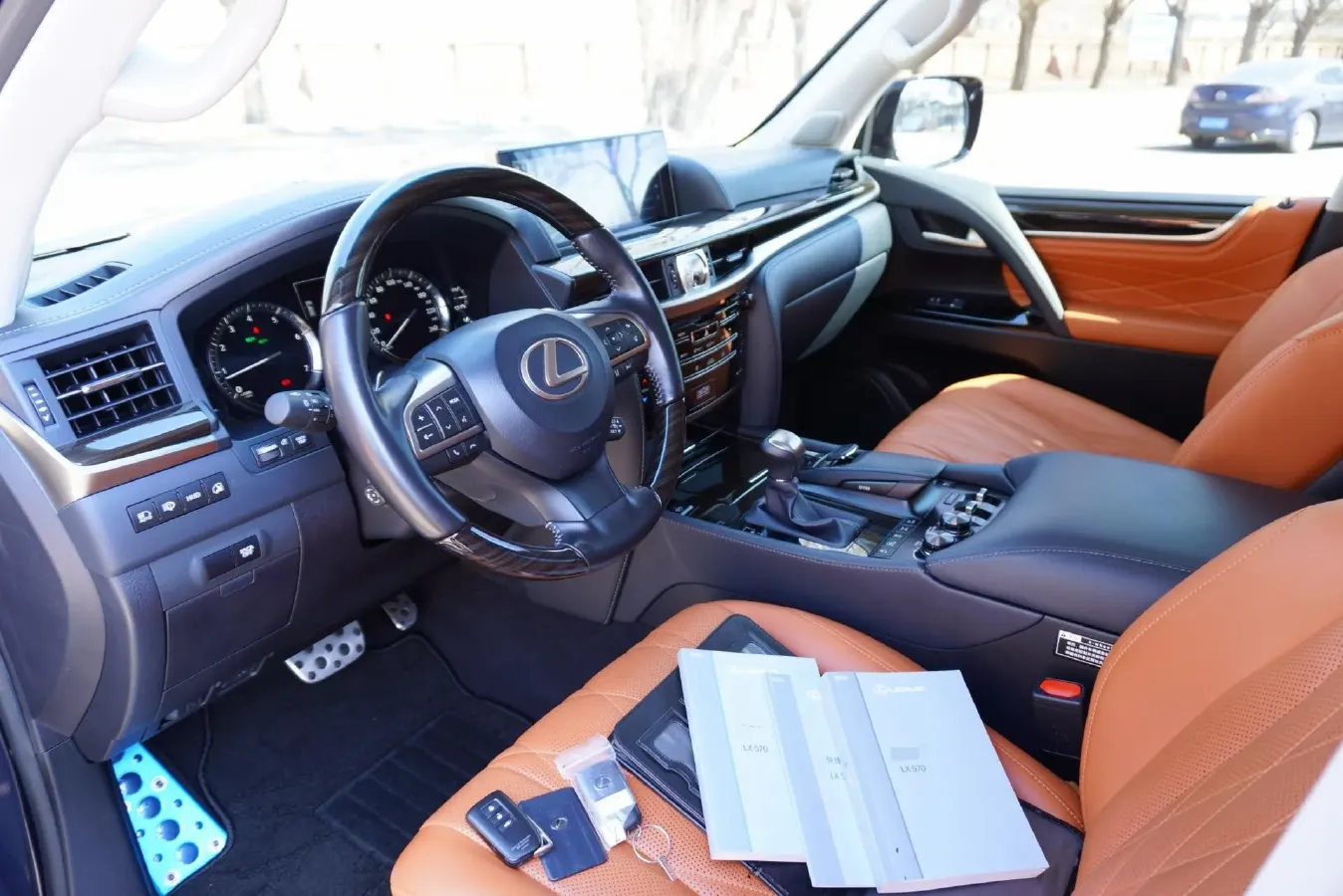 2019 Lexus LX 5.7L 367HP V8 8AT,autocango,china used car exporter,china ev exporter,chinese used car exporter,chinese used ev exporter