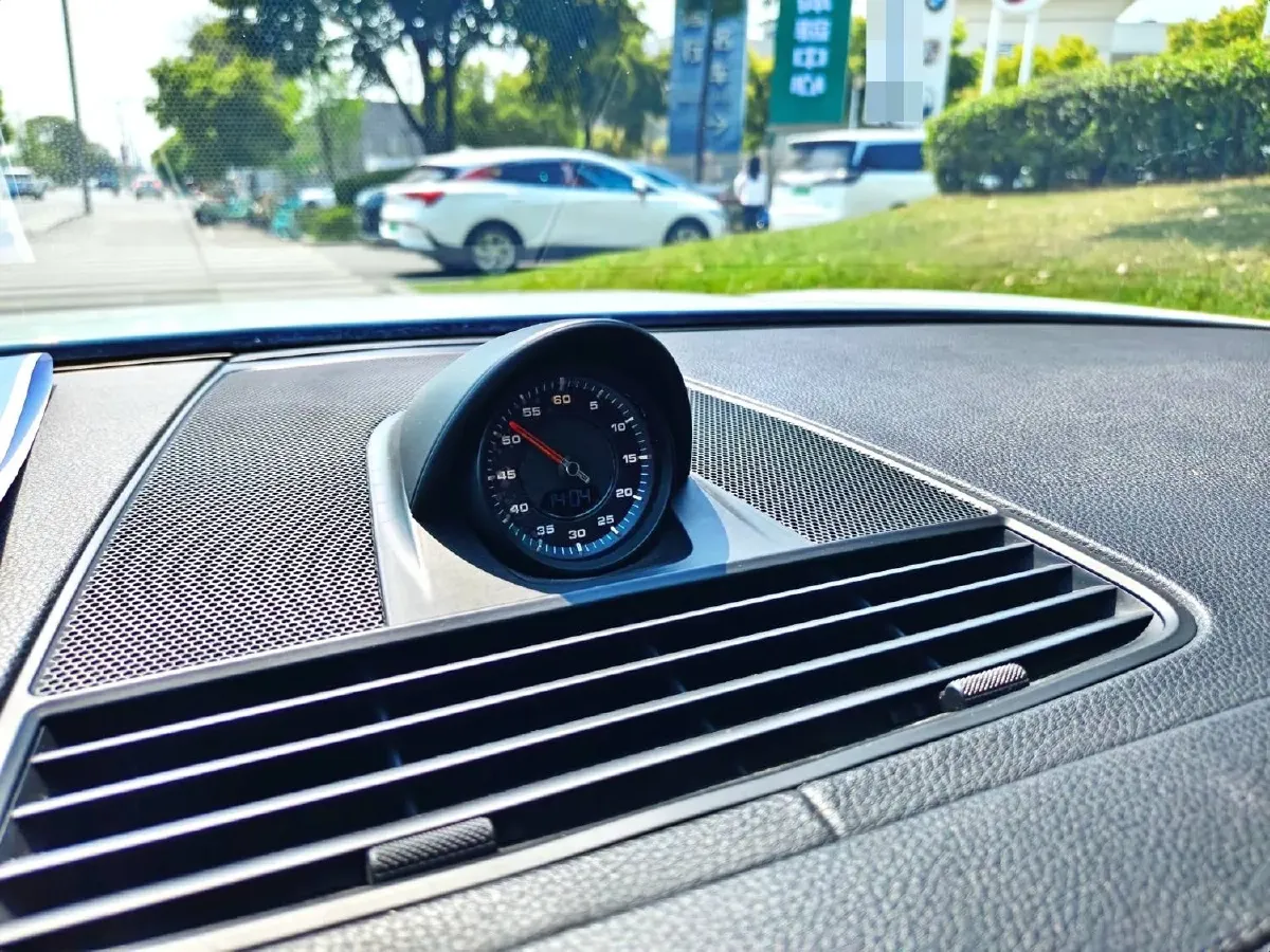 2019 Porsche Panamera 2.9T 330HP V6 8DCT,autocango,china used car exporter,china ev exporter,chinese used car exporter,chinese used ev exporter