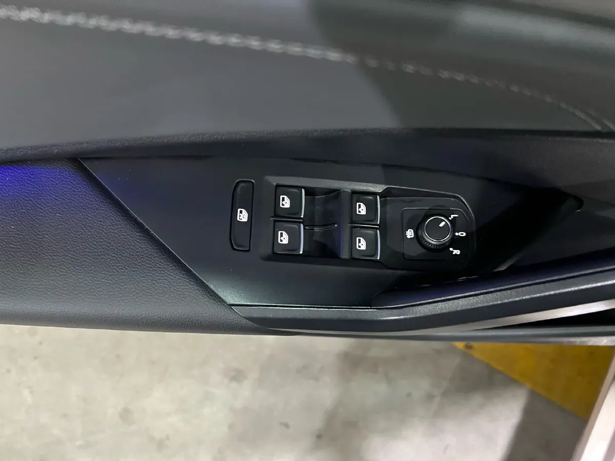 2023 Volkswagen Sagitar 1.4T 150HP L4 7DCT,autocango,china used car exporter,china ev exporter,chinese used car exporter,chinese used ev exporter