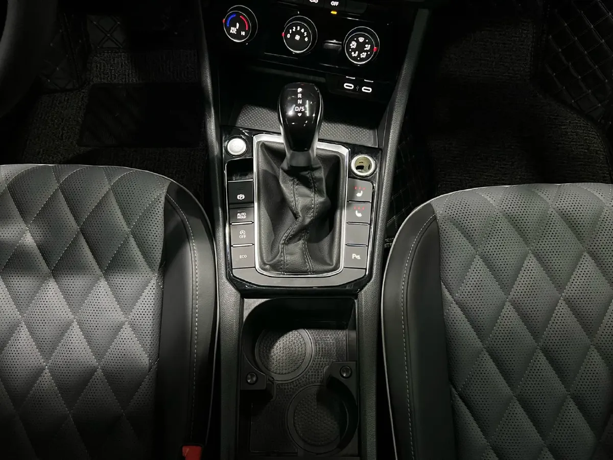 2023 Volkswagen Sagitar 1.4T 150HP L4 7DCT,autocango,china used car exporter,china ev exporter,chinese used car exporter,chinese used ev exporter