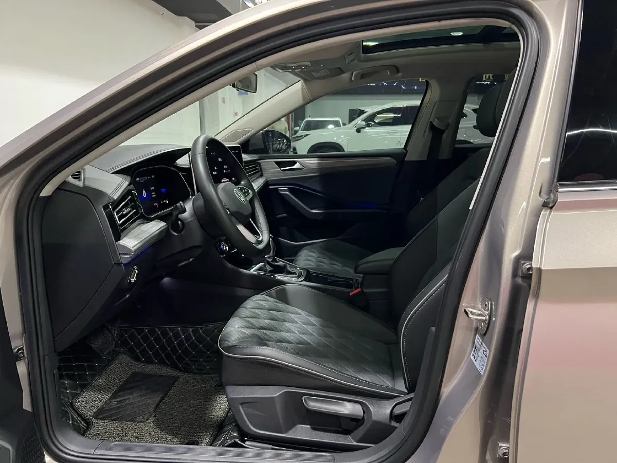 2023 Volkswagen Sagitar 1.4T 150HP L4 7DCT,autocango,china used car exporter,china ev exporter,chinese used car exporter,chinese used ev exporter