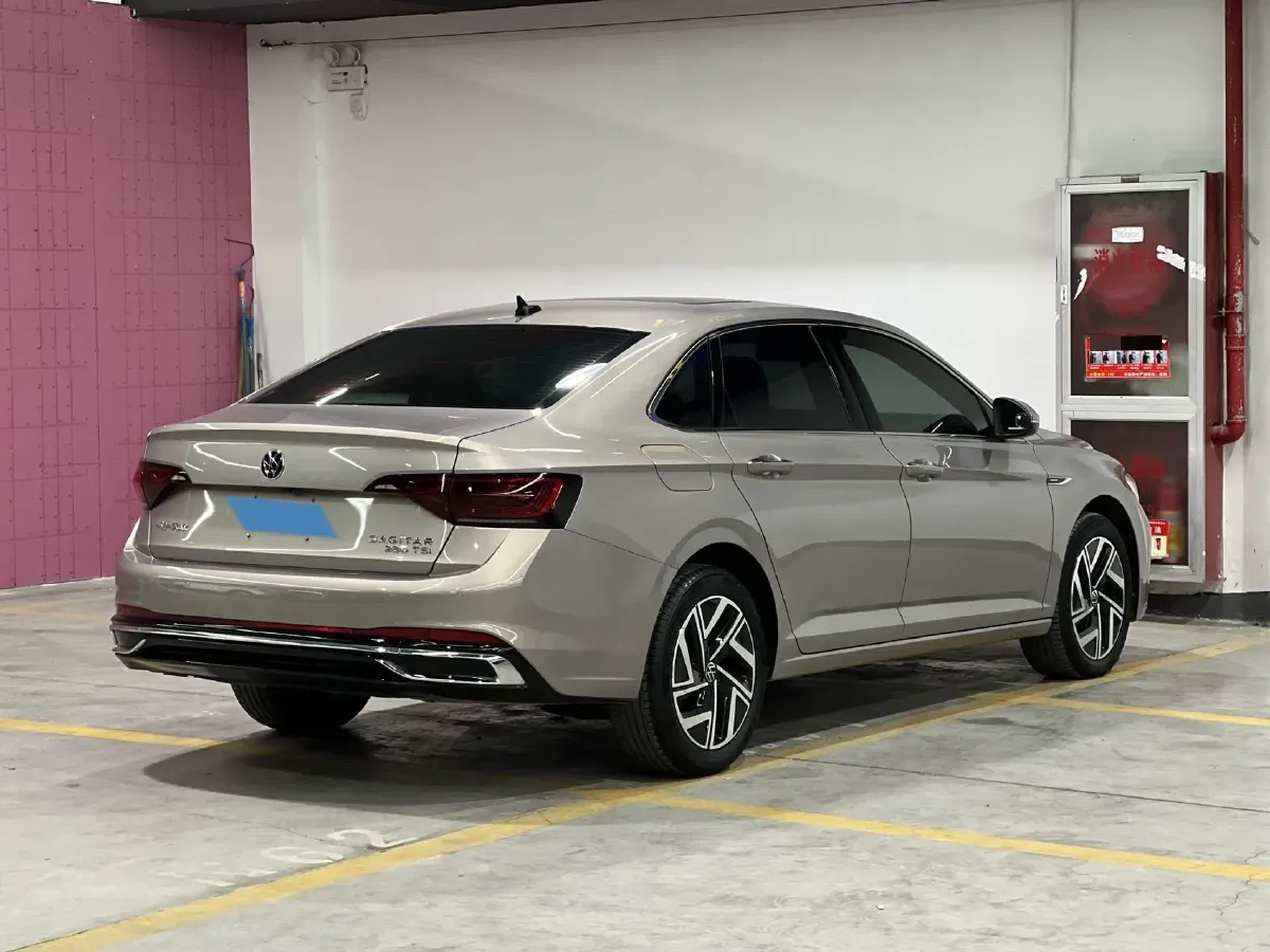 2023 Volkswagen Sagitar 1.4T 150HP L4 7DCT,autocango,china used car exporter,china ev exporter,chinese used car exporter,chinese used ev exporter