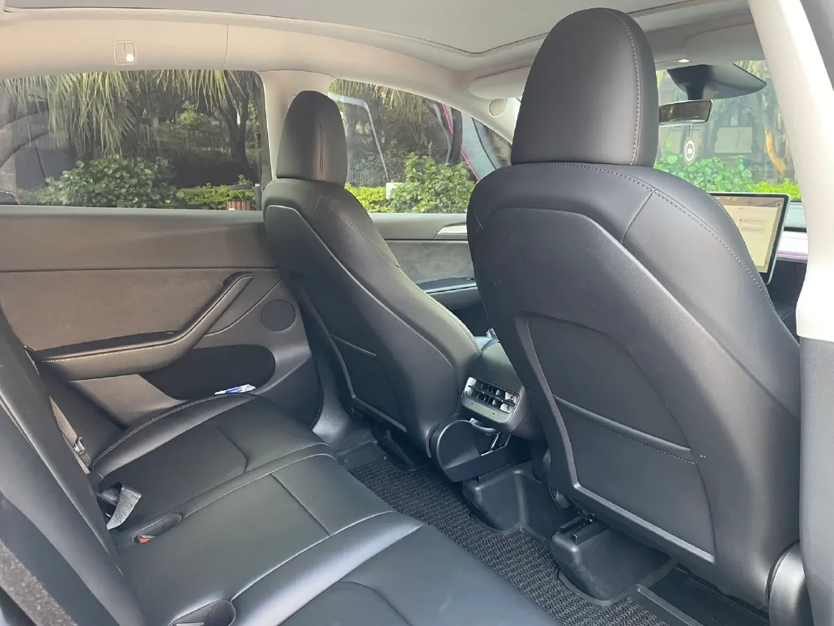 2024 Iveco OuSheng BEV 77.28KWH,autocango,china used car exporter,china ev exporter,chinese used car exporter,chinese used ev exporter