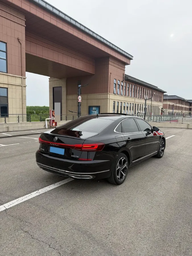 2023 Volkswagen Passat 2.0T 186HP L4 7DCT,autocango,china used car exporter,china ev exporter,chinese used car exporter,chinese used ev exporter