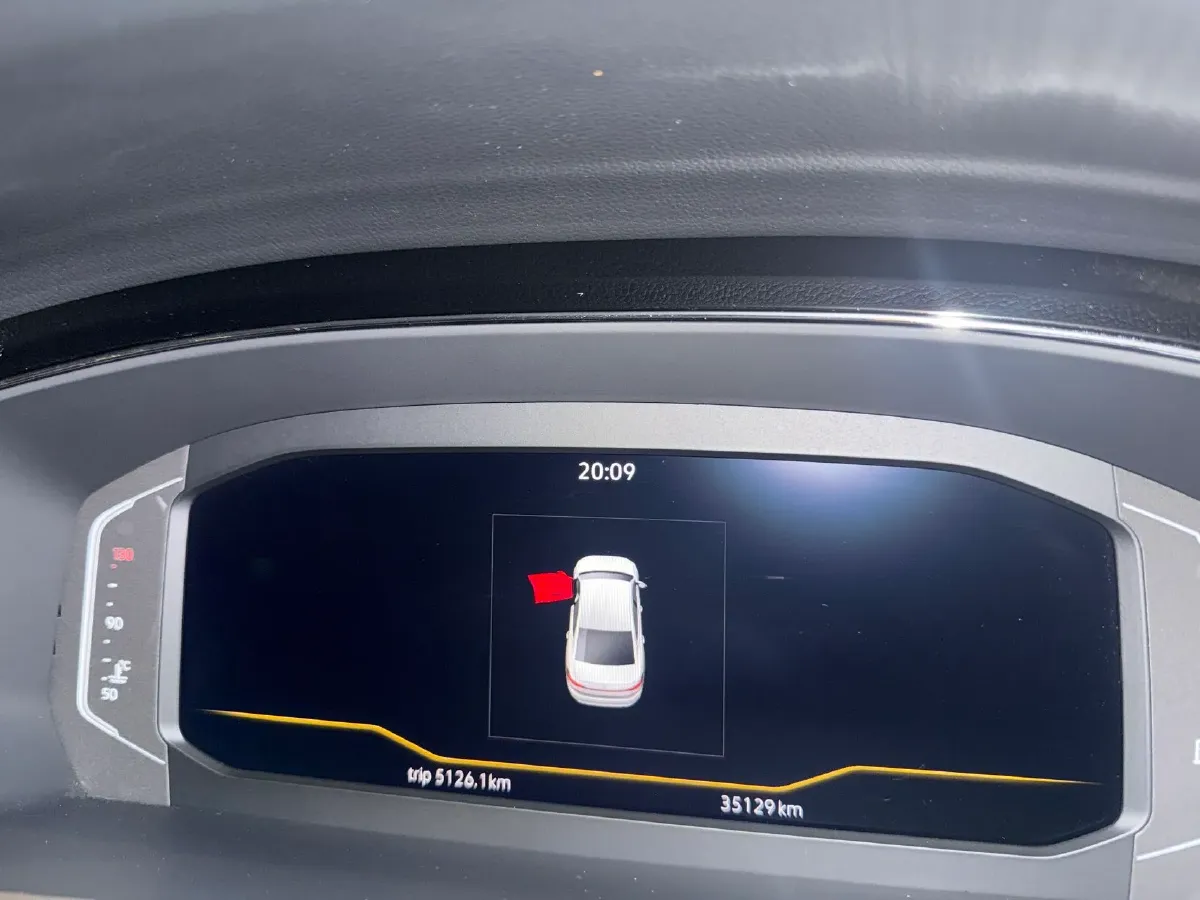 2024 Volkswagen Passat 2.0T 220HP L4 7DCT,autocango,china used car exporter,china ev exporter,chinese used car exporter,chinese used ev exporter