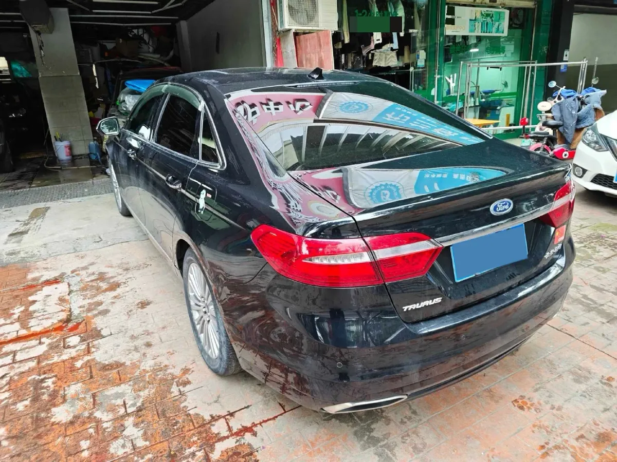2017 Ford Taurus 1.5T 181HP L4 6AT,autocango,china used car exporter,china ev exporter,chinese used car exporter,chinese used ev exporter