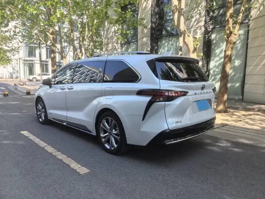 2023 Toyota Sienna 2.5L 189HP L4 E-CVT Hybrid,autocango,china used car exporter,china ev exporter,chinese used car exporter,chinese used ev exporter