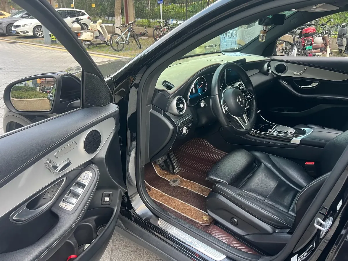 2020 Mercedes-Benz GLC Class 2.0T 197HP L4 9AT,autocango,china used car exporter,china ev exporter,chinese used car exporter,chinese used ev exporter