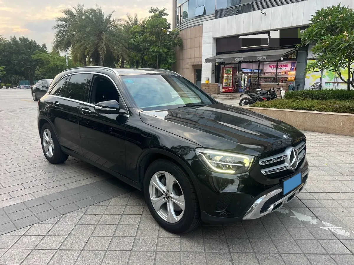 2020 Mercedes-Benz GLC Class 2.0T 197HP L4 9AT,autocango,china used car exporter,china ev exporter,chinese used car exporter,chinese used ev exporter