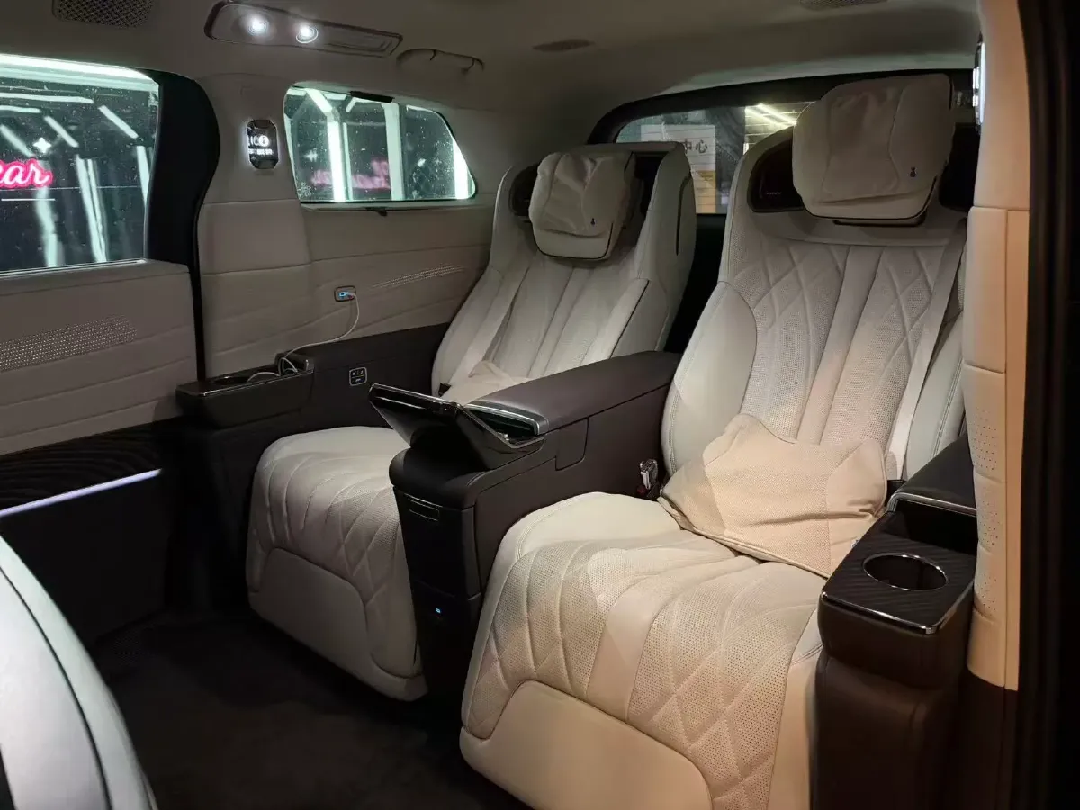 2024 Denza D9 1.5T 139HP L4 E-CVT PHEV 40KWH,autocango,china used car exporter,china ev exporter,chinese used car exporter,chinese used ev exporter