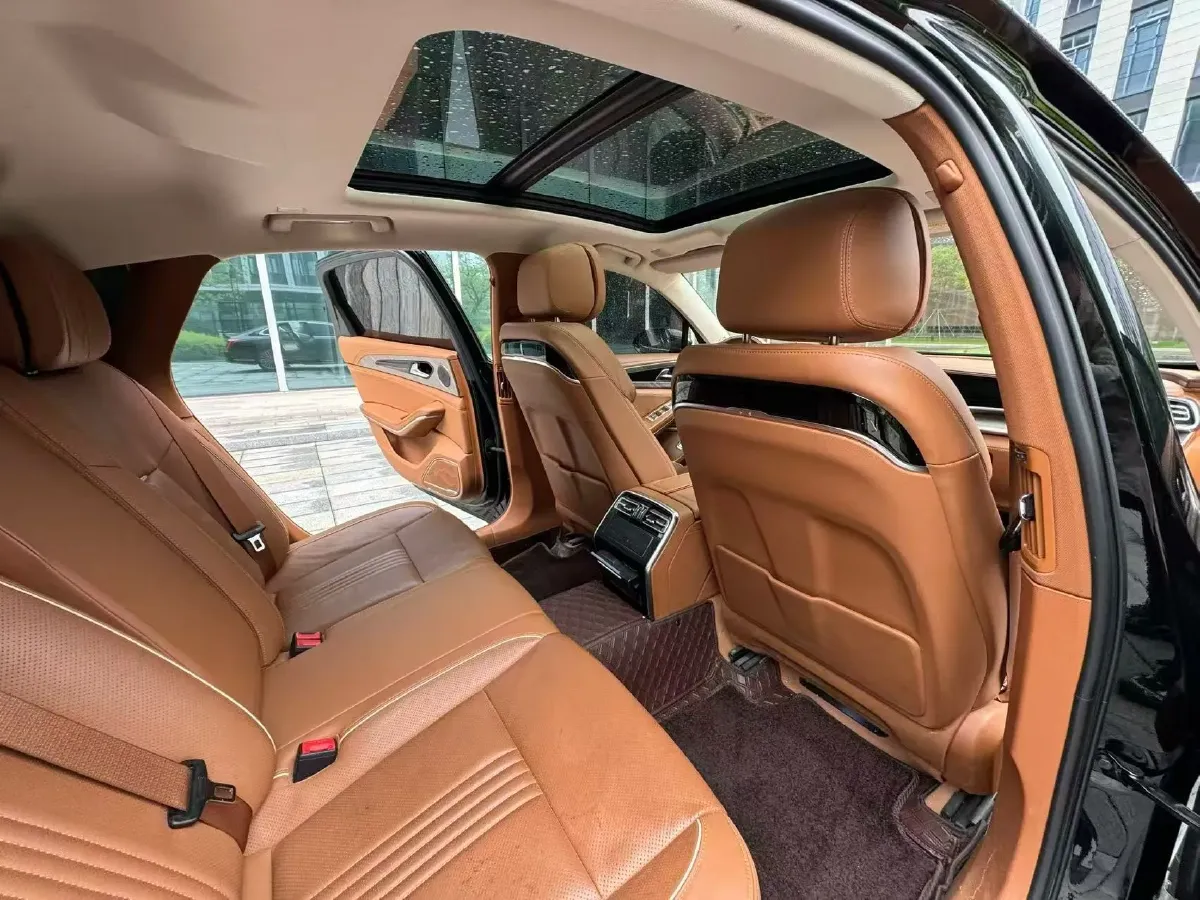 2020 HongQi H9 2.0T 252HP L4 7DCT,autocango,china used car exporter,china ev exporter,chinese used car exporter,chinese used ev exporter