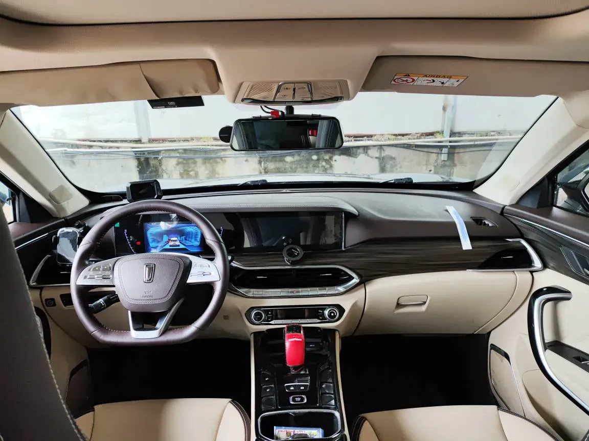 2021 Bestune T77 1.5T 169HP L4 7DCT,autocango,china used car exporter,china ev exporter,chinese used car exporter,chinese used ev exporter