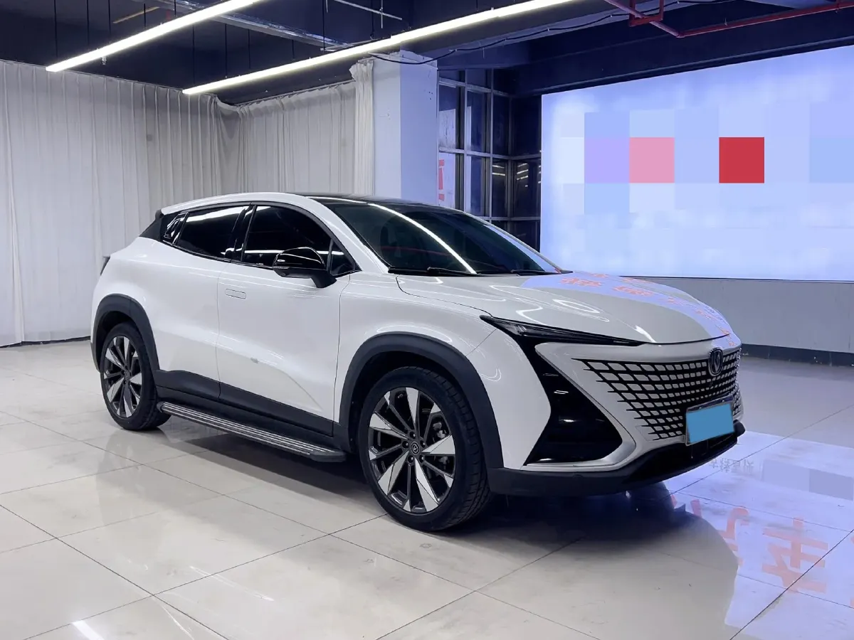 2021 ChangAn UNI-T 1.5T 180HP L4 7DCT,autocango,china used car exporter,china ev exporter,chinese used car exporter,chinese used ev exporter