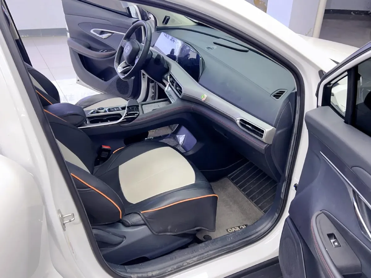 2021 ChangAn UNI-T 1.5T 180HP L4 7DCT,autocango,china used car exporter,china ev exporter,chinese used car exporter,chinese used ev exporter