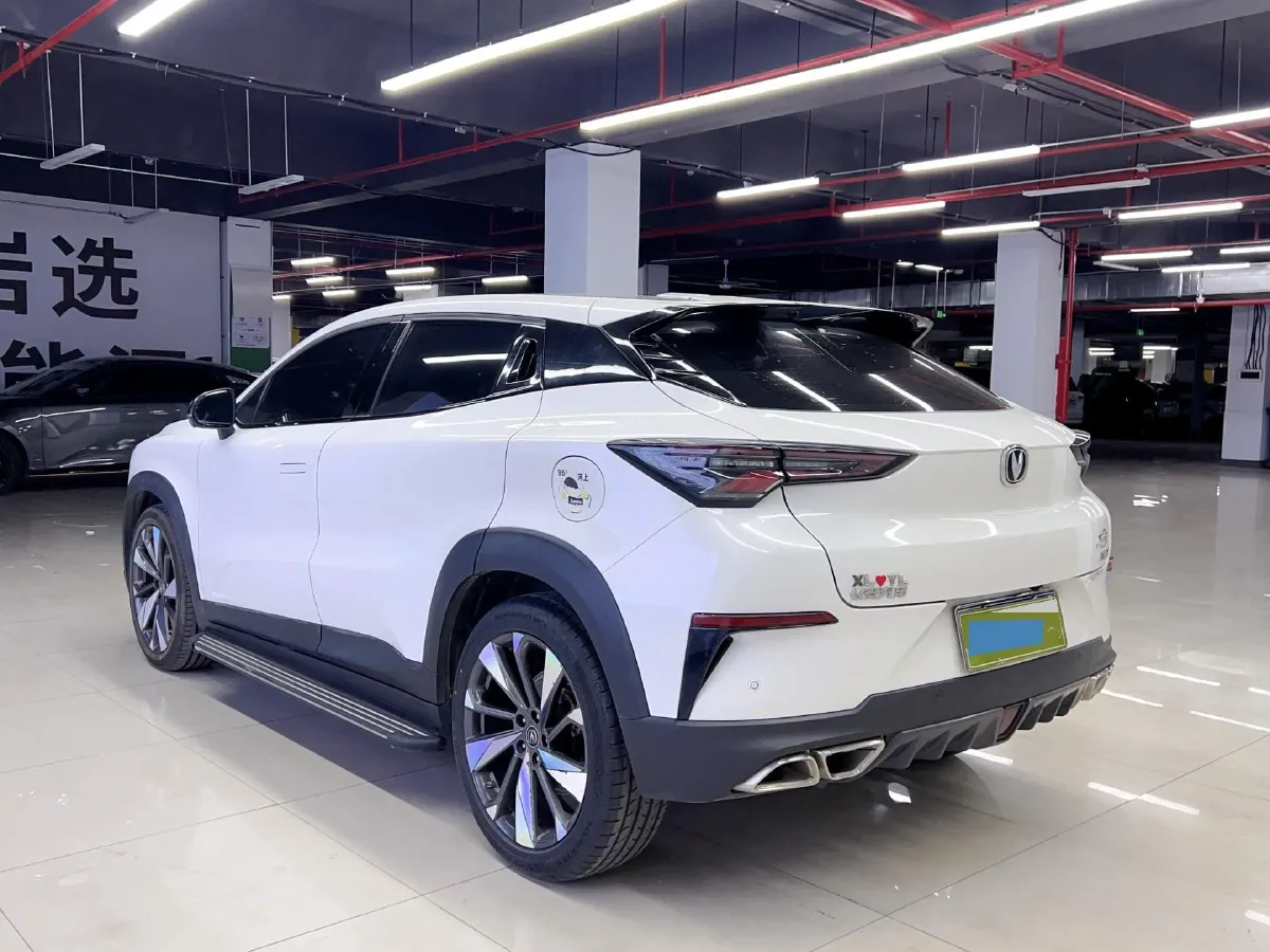2021 ChangAn UNI-T 1.5T 180HP L4 7DCT,autocango,china used car exporter,china ev exporter,chinese used car exporter,chinese used ev exporter