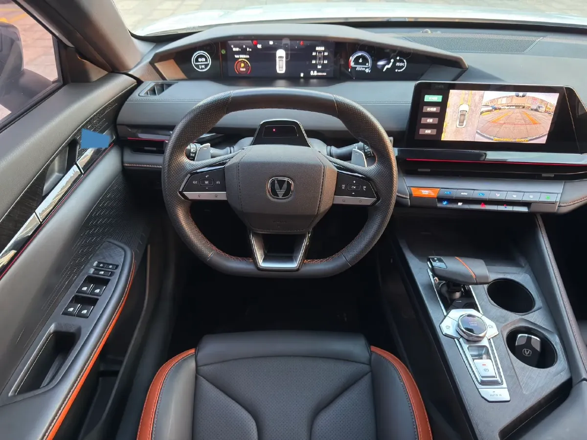 2023 ChangAn UNI-V 1.5T 188HP L4 7DCT,autocango,china used car exporter,china ev exporter,chinese used car exporter,chinese used ev exporter