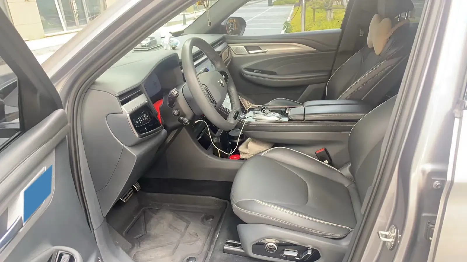 2022 ARCFOX αT BEV 65.6KWH,autocango,china used car exporter,china ev exporter,chinese used car exporter,chinese used ev exporter