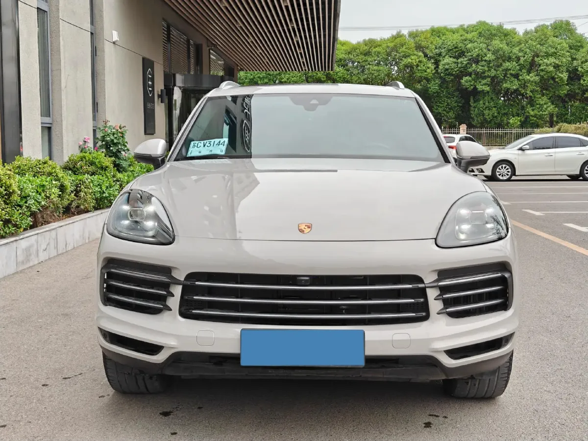 2021 Porsche Cayenne 2.0T 252HP L4 8AT PHEV 17.9KWH,autocango,china used car exporter,china ev exporter,chinese used car exporter,chinese used ev exporter