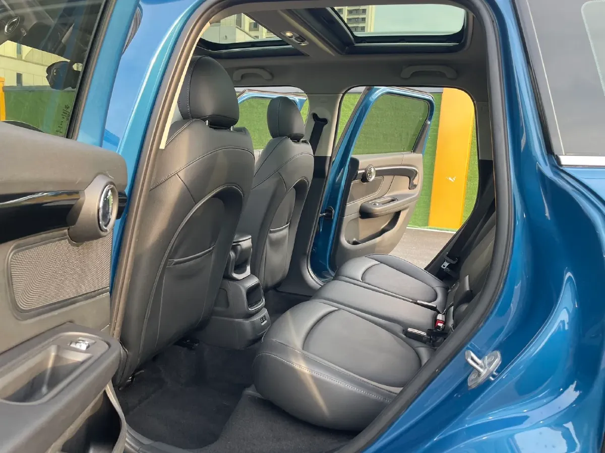 2020 MINI COUNTRYMAN 1.5T 136HP L3 8AT,autocango,china used car exporter,china ev exporter,chinese used car exporter,chinese used ev exporter