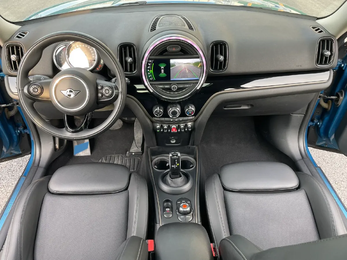2020 MINI COUNTRYMAN 1.5T 136HP L3 8AT,autocango,china used car exporter,china ev exporter,chinese used car exporter,chinese used ev exporter
