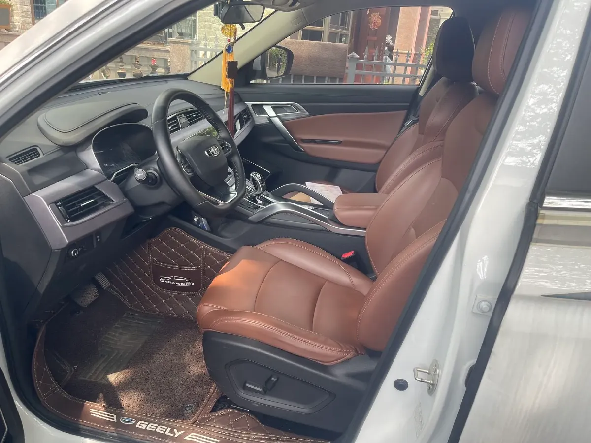 2021 Ford Escort 1.5L 122HP L3 6AT,autocango,china used car exporter,china ev exporter,chinese used car exporter,chinese used ev exporter