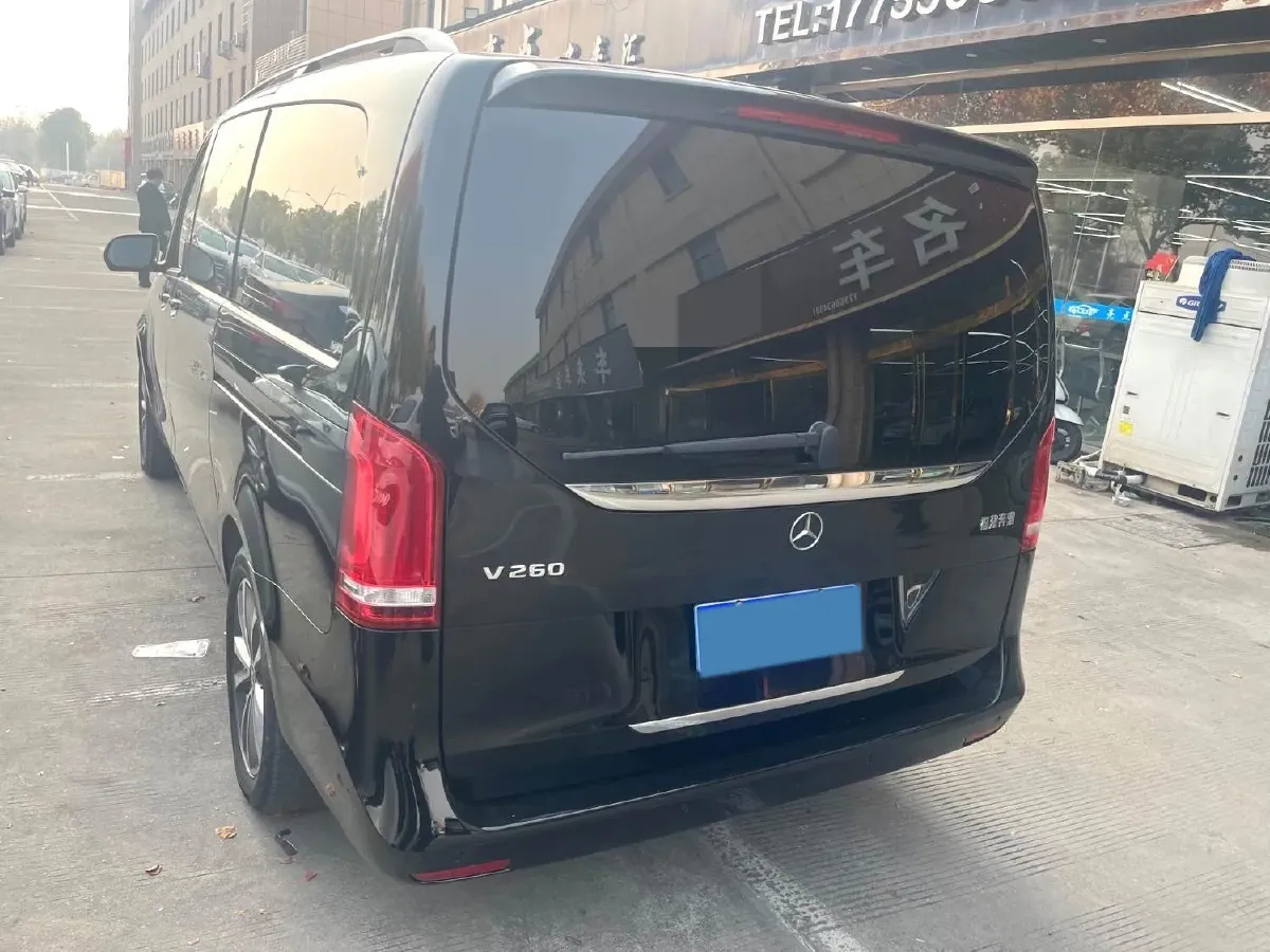 2021 Mercedes-Benz V Class 2.0T 211HP L4 9AT,autocango,china used car exporter,china ev exporter,chinese used car exporter,chinese used ev exporter