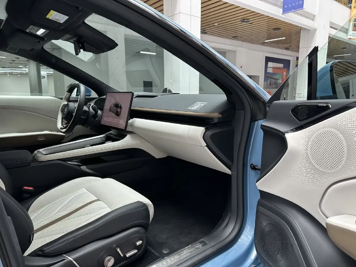 2025 Zeekr 007GT BEV 75KWH,autocango,china used car exporter,china ev exporter,chinese used car exporter,chinese used ev exporter