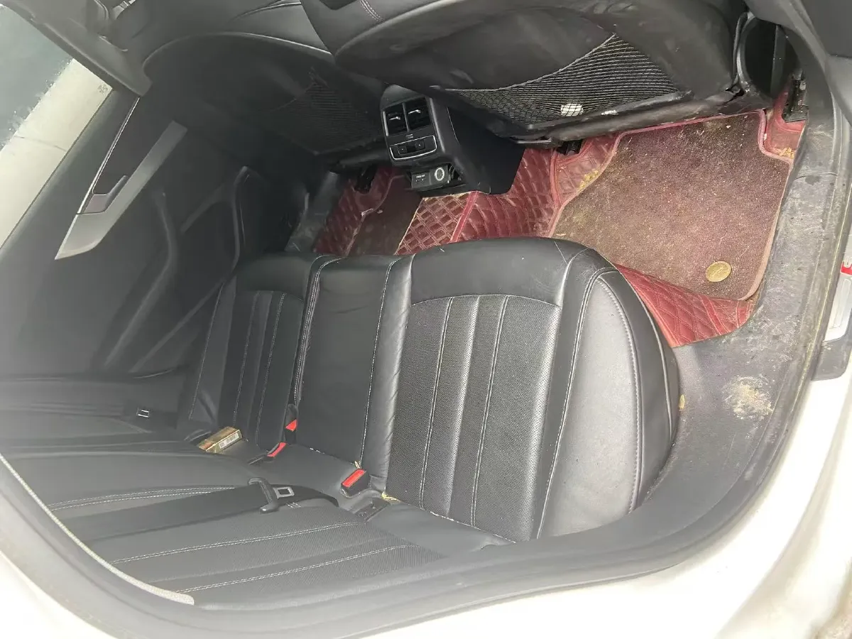 2020 Audi A4L 2.0T 190HP L4 7DCT,autocango,china used car exporter,china ev exporter,chinese used car exporter,chinese used ev exporter