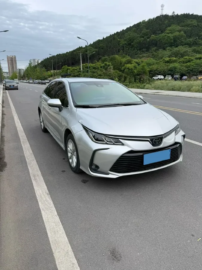 2021 Toyota Corolla 1.2T 116HP L4 CVT,autocango,china used car exporter,china ev exporter,chinese used car exporter,chinese used ev exporter